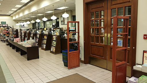 Book Store «Barnes & Noble», reviews and photos, 960 S Colorado Blvd, Glendale, CO 80246, USA