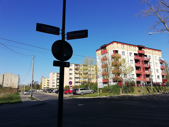 Opinii despre Wojskowe Studium Nauczania Języków Obcych în Łódź - Uczelnia