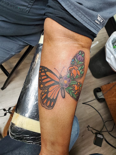 Tattoo Shop «Baltimore Tattoo Museum», reviews and photos, 1534 Eastern Ave, Baltimore, MD 21231, USA