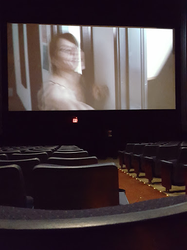 Movie Theater «Bow Tie Cinemas 100», reviews and photos, 93 Knollwood Rd, White Plains, NY 10607, USA