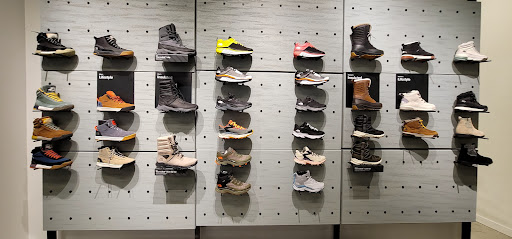 Clothing Store «The North Face», reviews and photos, 825 Dulaney Valley Rd Ste #2045, Towson, MD 21204, USA