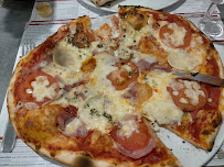 Plats et boissons du Restaurant italien Pizza Guido à Sens - n°13