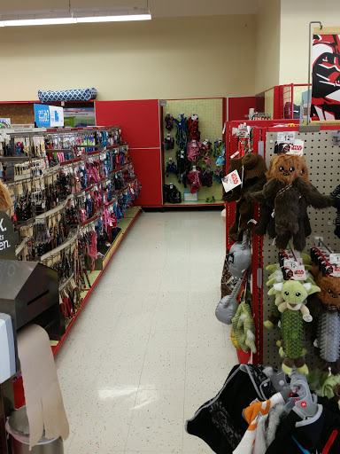 Pet Supply Store «Petco Animal Supplies», reviews and photos, 801 W Lake Ave, Peoria, IL 61614, USA