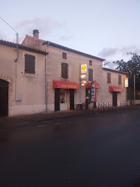 Photos du propriétaire du Restaurant La Côte qui Descend à Saint-Sornin - n°2