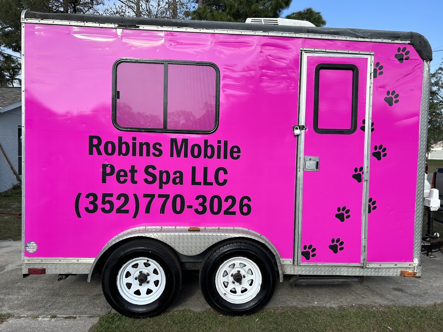 Robins Mobile Pet Spa LLC