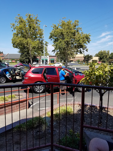 Car Wash «Pavilion Car Wash, Quick Lube & Detail Center», reviews and photos, 2334 Fair Oaks Blvd, Sacramento, CA 95825, USA