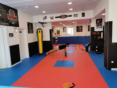 Escuela De Kickboxing - Av. de San Marcial, 5, 26140 Lardero, La Rioja, Spain