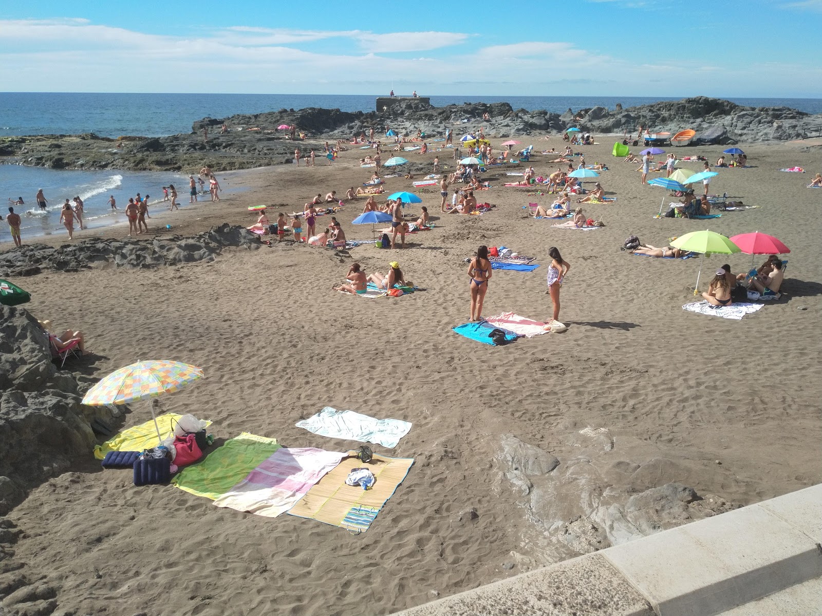 Playa El Puertillo'in fotoğrafı küçük koy ile birlikte