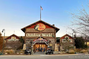 Bass Pro Shops/Cabela’s Boating Center image