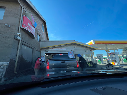Red Carpet Car Wash North en Bend