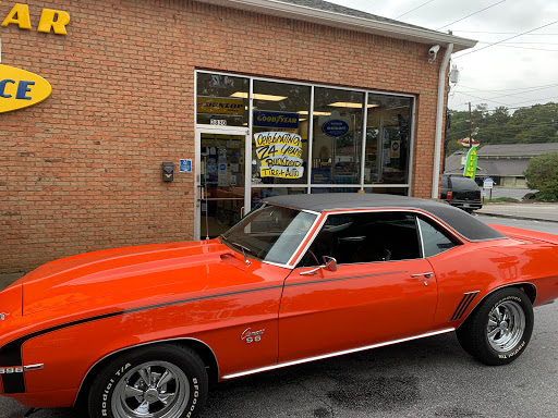 Tire Shop «Buckhead Tire & Auto Repair», reviews and photos, 3830 Roswell Rd NE, Atlanta, GA 30342, USA