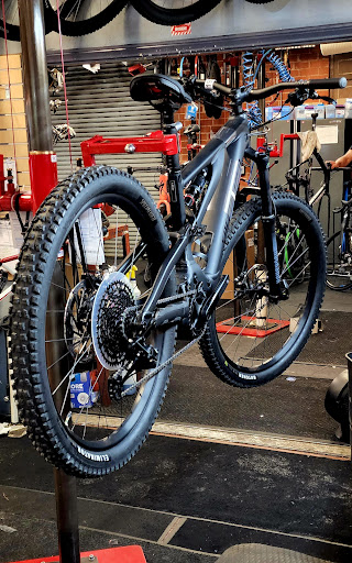 Bicycle Store «Incycle Bicycles», reviews and photos, 175 S Fair Oaks Ave, Pasadena, CA 91105, USA