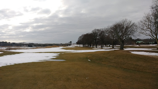 Golf Course «Indian Island Golf Course», reviews and photos, 661 Riverside Dr, Riverhead, NY 11901, USA