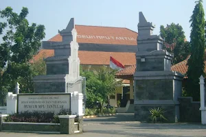 Museum Mpu Tantular image