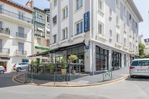 Hôtel Cosmopolitain Biarritz image