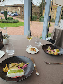 Plats et boissons du Restaurant français La Table L'Essensiel au Château de Champlong 4 * à Villerest - n°4