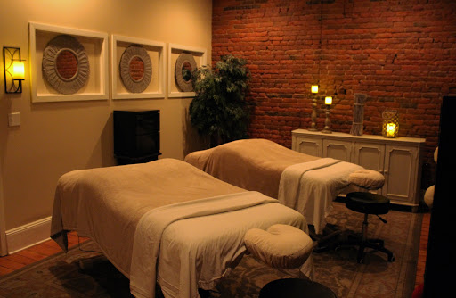 Healing Hands Massage and Wellness Center  LLC