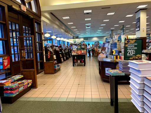 Book Store «Barnes & Noble», reviews and photos, 1955 W. New Haven, West Melbourne, FL 32904, USA