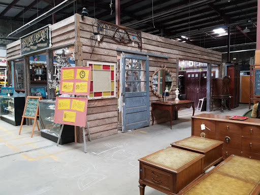 Community Forklift, 4671 Tanglewood Dr, Hyattsville, MD 20781, USA, 