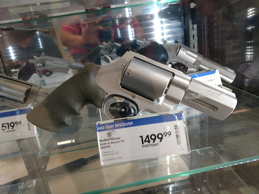 Sporting Goods Store «Academy Sports + Outdoors», reviews and photos, 6425 Garth Rd, Baytown, TX 77521, USA