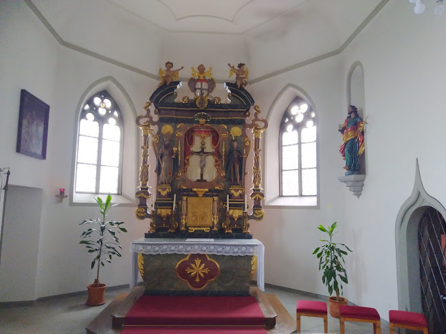 Rezensionen über Heiligkreuz-Kirche Bernrain in Kreuzlingen - Kirche