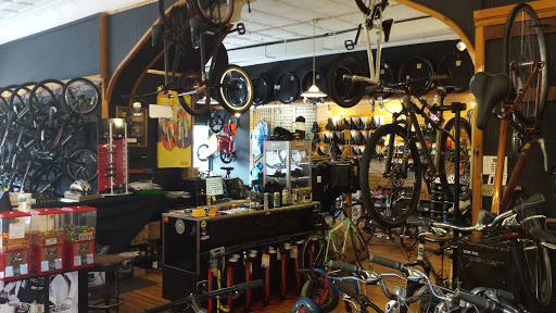 Bicycle Store «True Wheel Bicycle Co.», reviews and photos, 120 W Broadway, Council Bluffs, IA 51503, USA
