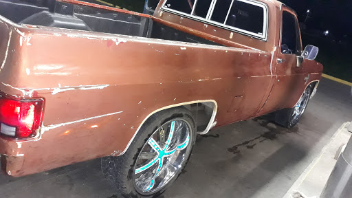 Car Wash «Pumphouse Car Wash», reviews and photos, 1235 S General McMullen Dr # D, San Antonio, TX 78237, USA