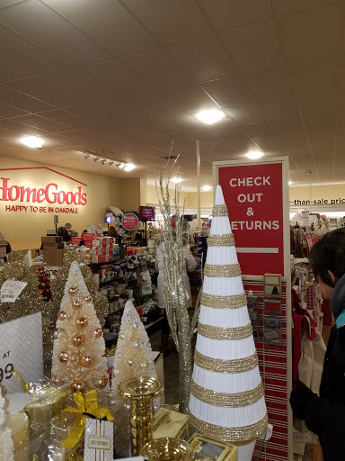 Department Store «HomeGoods», reviews and photos, 8345 3rd St N, Oakdale, MN 55128, USA