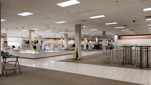 Shopping Mall «Rivergate Mall», reviews and photos, 1000 Rivergate Pkwy #1, Goodlettsville, TN 37072, USA
