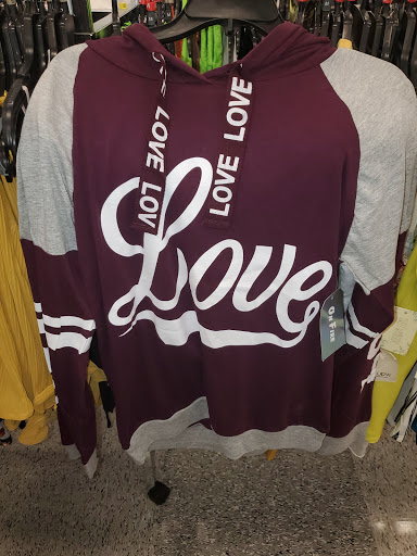 Clothing Store «Ross Dress for Less», reviews and photos, 11840 W 95th St, Overland Park, KS 66214, USA