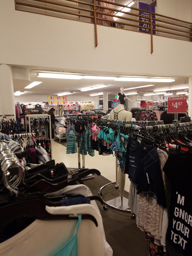 Department Store «JCPenney», reviews and photos, 6420 Pacific Blvd, Huntington Park, CA 90255, USA