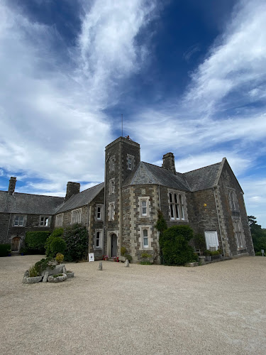 Reviews of Polwhele House in Truro - School
