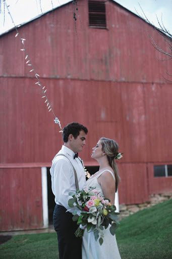 Wedding Venue «Maplewood Farm», reviews and photos, 3159 Rider Rd, Lucas, OH 44843, USA