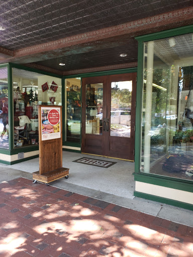 General Store «Mast General Store Columbia», reviews and photos, 1601 Main St, Columbia, SC 29201, USA