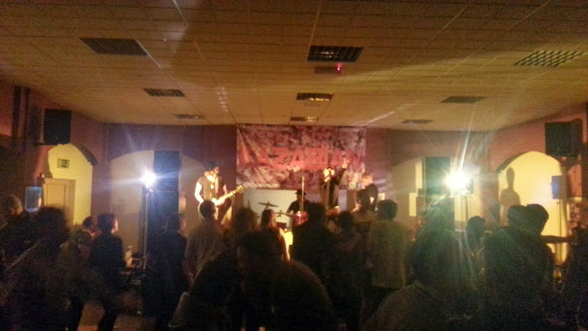 Sports & Community Centre, Park Rd, Cosby, Leicester LE9 1RN
