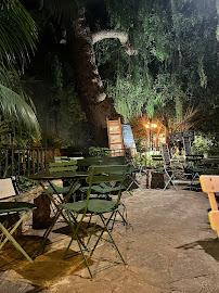 Atmosphère du Restaurant Café De La Cueva à Bormes-les-Mimosas - n°15