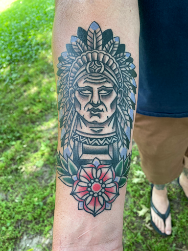 Tattoo Shop «NoodlesTattoo Co. & Studio», reviews and photos, 28W289 Warrenville Rd, Warrenville, IL 60555, USA