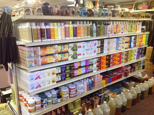 Clothing Store «Al-Minar Books & Islamic Fashion», reviews and photos, 5218-20 Chestnut St, Philadelphia, PA 19139, USA