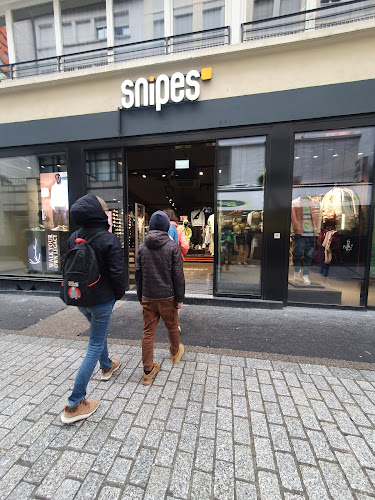 Rezensionen über SNIPES in Lausanne - Schuhgeschäft