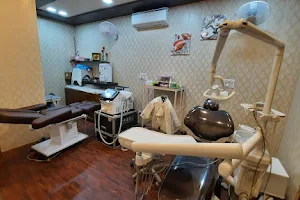 Annaya dental care image
