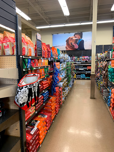 Pet Supply Store «Petco Animal Supplies», reviews and photos, 35860 Chester Rd, Avon, OH 44011, USA
