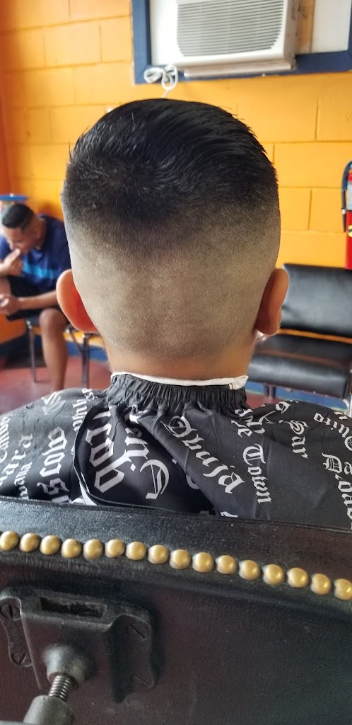 Futurecuts barbershop 32064