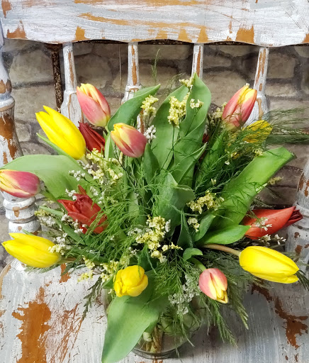 Florist «Carrolls Florist of Beverly», reviews and photos, 385 Cabot St, Beverly, MA 01915, USA