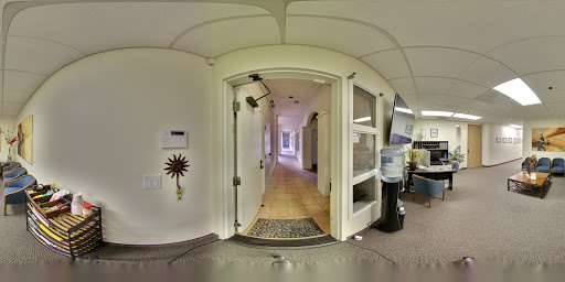 Clinique Sculpture William J. Seare MD image