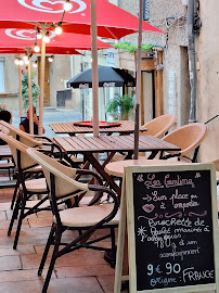 Atmosphère du La Cantina Café-Restaurant à Le Beausset - n°7
