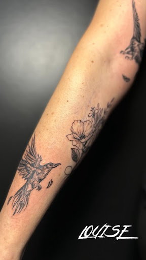 Explore tattoo background ideas, creative tattoo ideas in Newfield, available at Parabellum Tattoo Studio