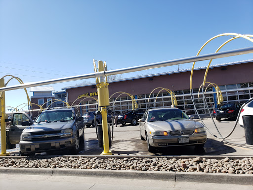 Breeze Thru Car Wash - Greeley en Greeley