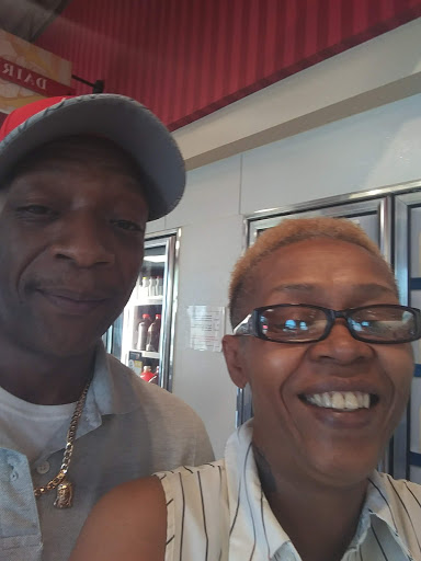 Ice Cream Shop «Oberweis Ice Cream and Dairy Store», reviews and photos, 7202 W 159th St, Orland Park, IL 60462, USA