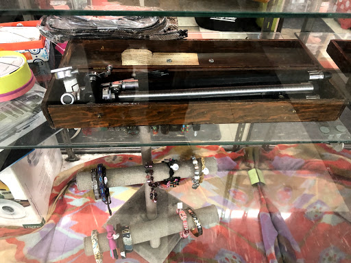 Thrift Store «Boomerangs Jamaica Plain», reviews and photos, 716 Centre St, Jamaica Plain, MA 02130, USA