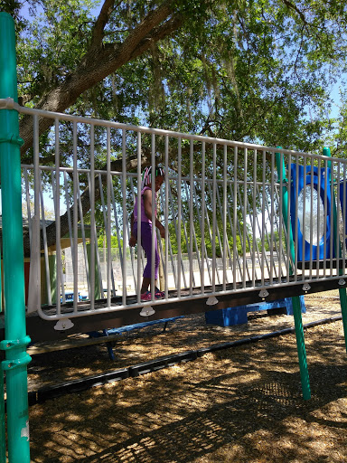 Community Center «Fair Oaks Park Community Center», reviews and photos, 5019 N 34th St, Tampa, FL 33610, USA